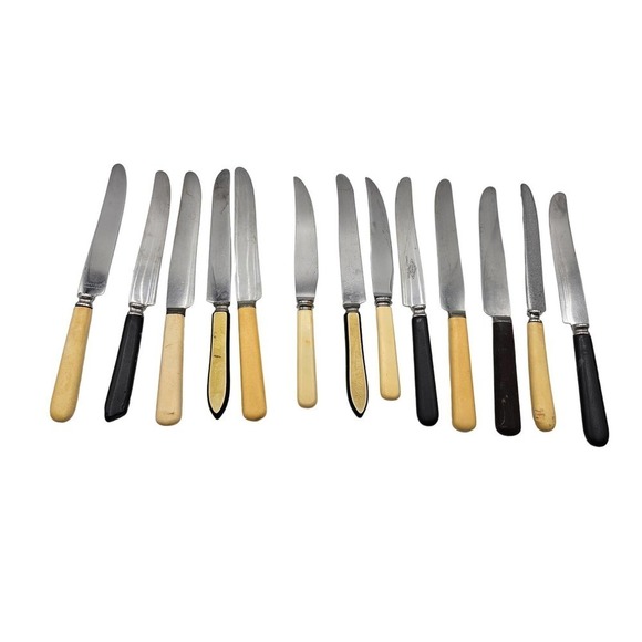 Bakelite Silverware Knives Mixed Lot‎ 13 Various Colors Conditions Stainless - Picture 1 of 11